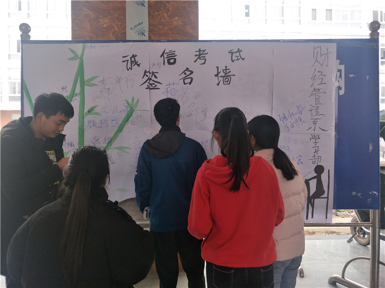 QQ图片20181219001009.jpg