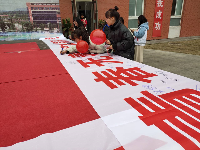 C221D2E704F9E861CBAF11CADEA02D28_副本.png