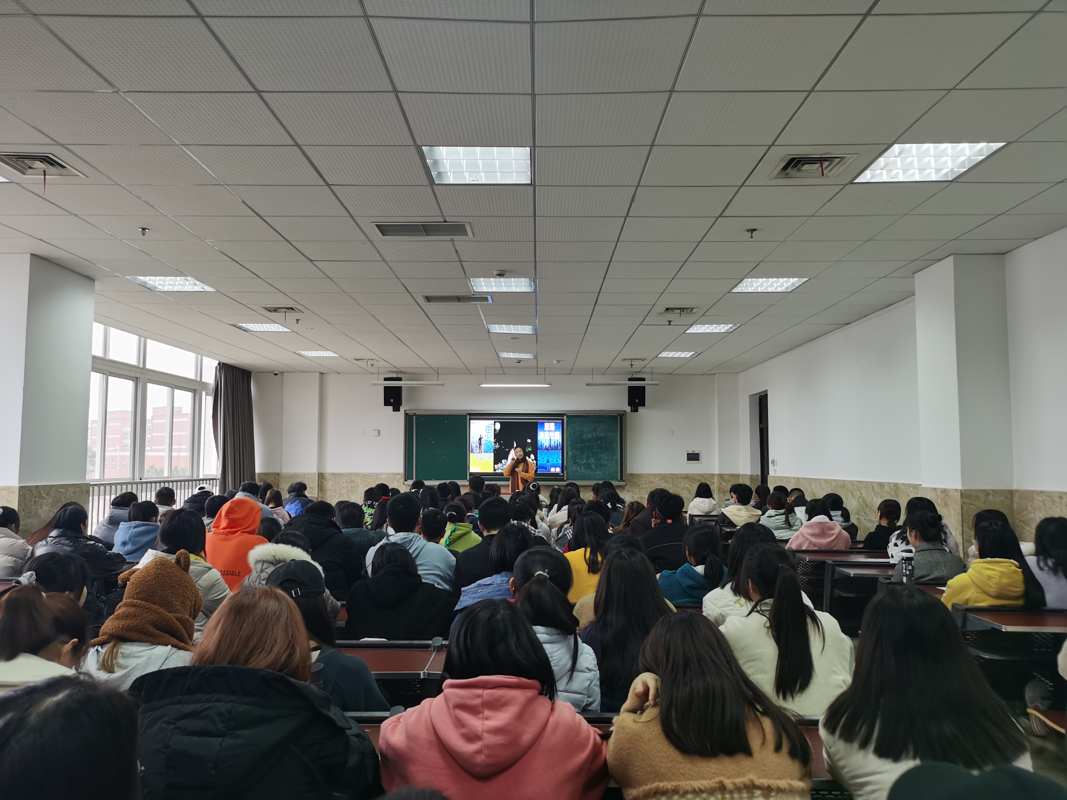 新闻照片IMG_20201202_132504.jpg 新闻照片IMG_20201202_132504.jpg