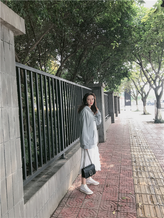 聂秋.jpg 聂秋.jpg