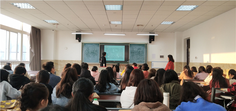 会计18-1班(1).jpg