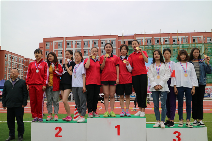 27954d2b05bbd6cc.jpg