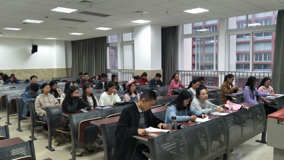 QQ图片20181019213906.jpg
