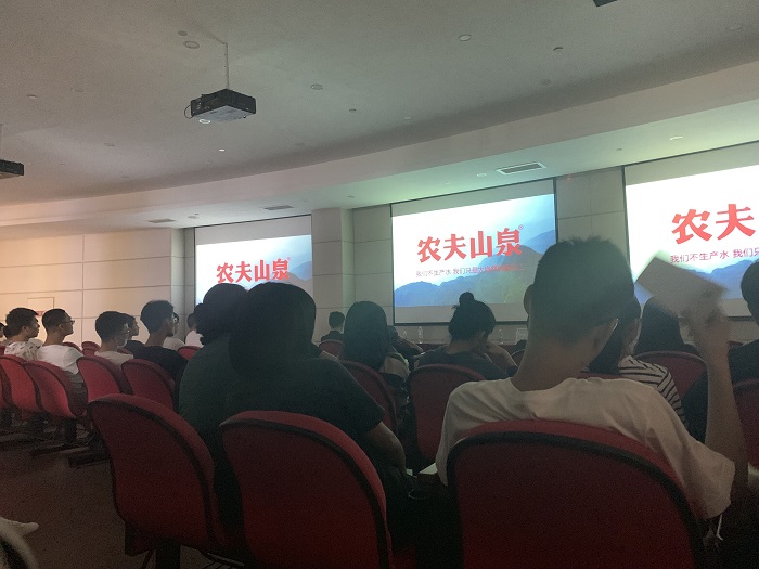 QQ图片20190522230218 - 副本.jpg
